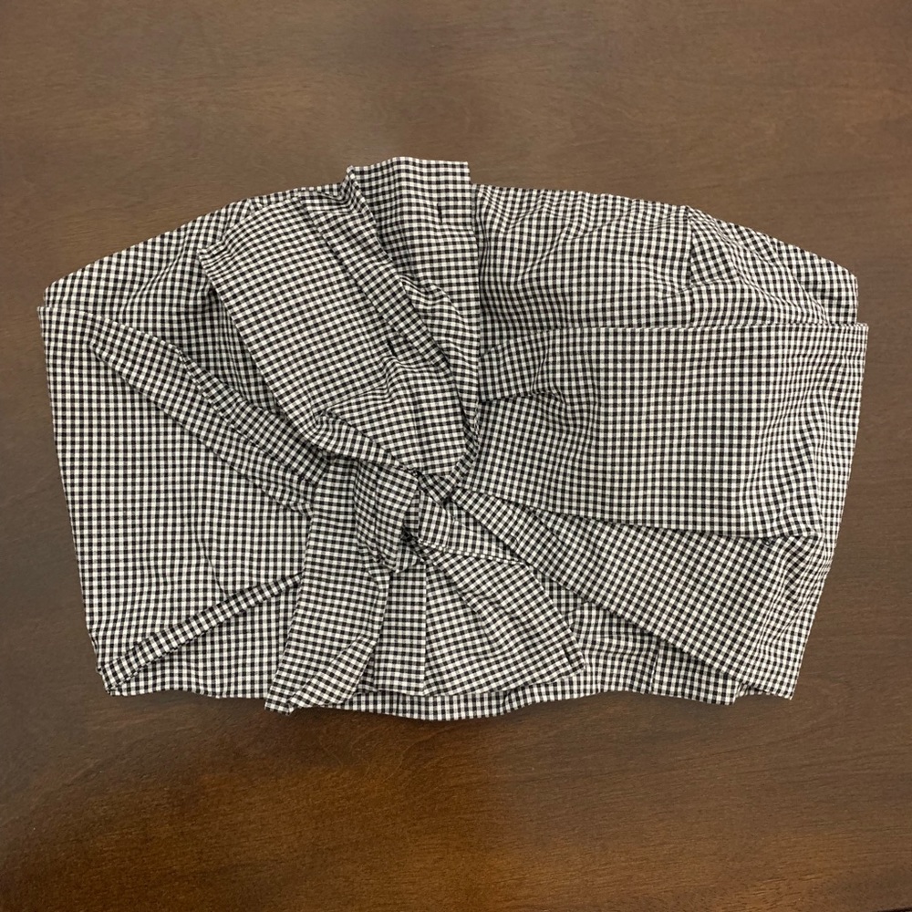 Socialite crop top